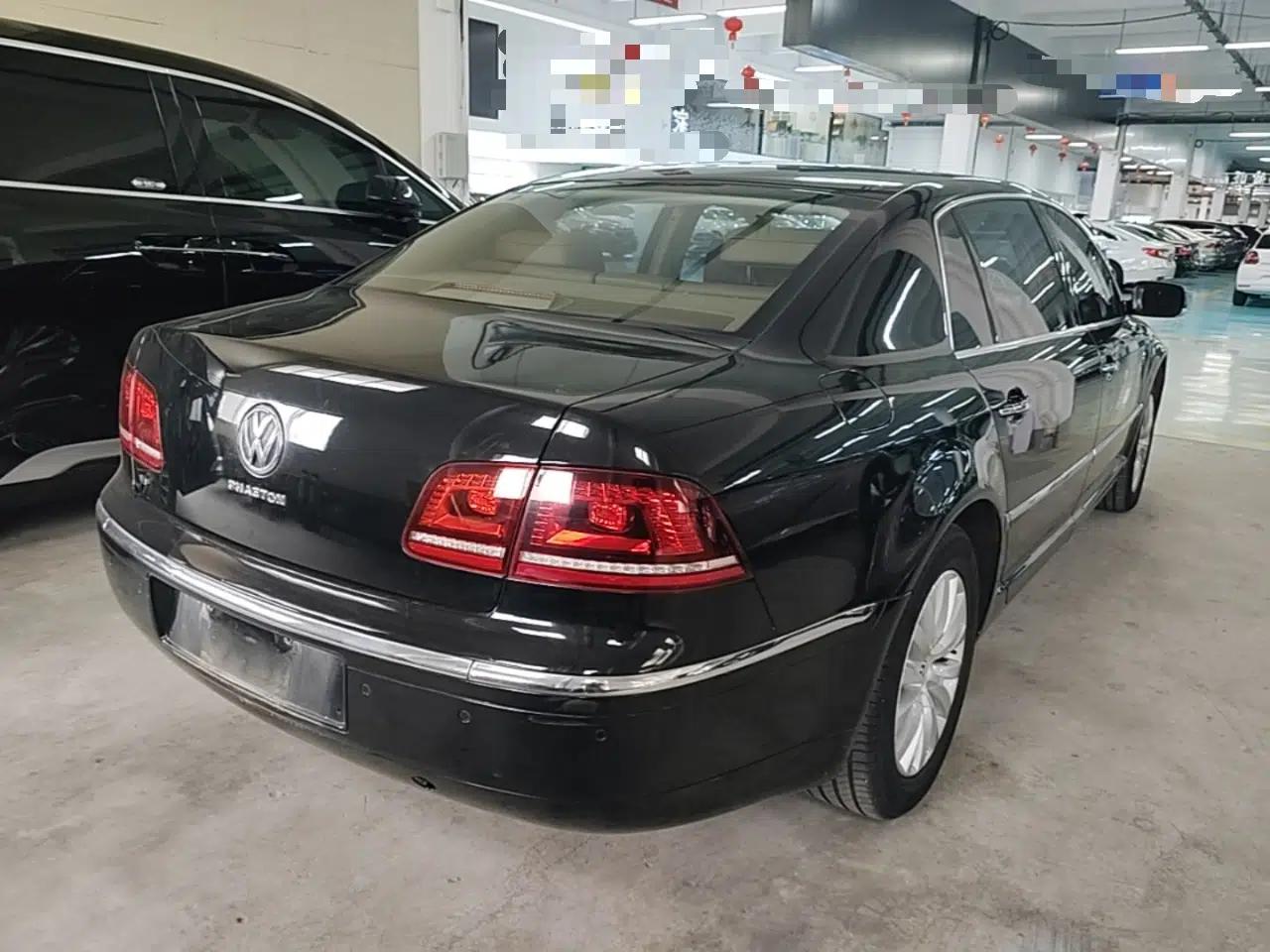 Volkswagen Phaeton 2014 3.0L Business Model — миниатюра 4