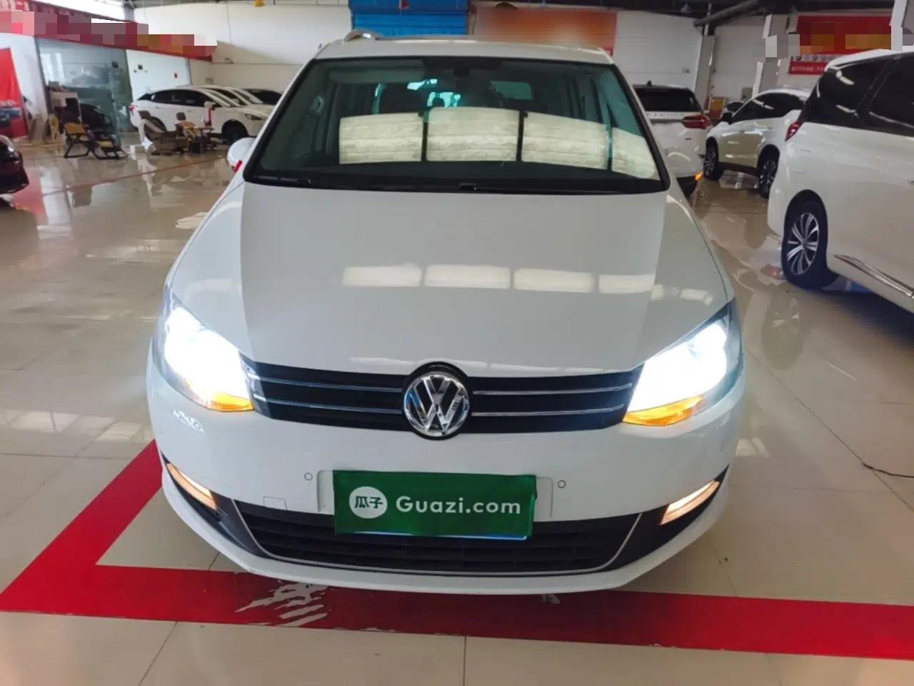 Volkswagen Sharan 2018 380TSI Comfort Edition 7-Seater — миниатюра 2