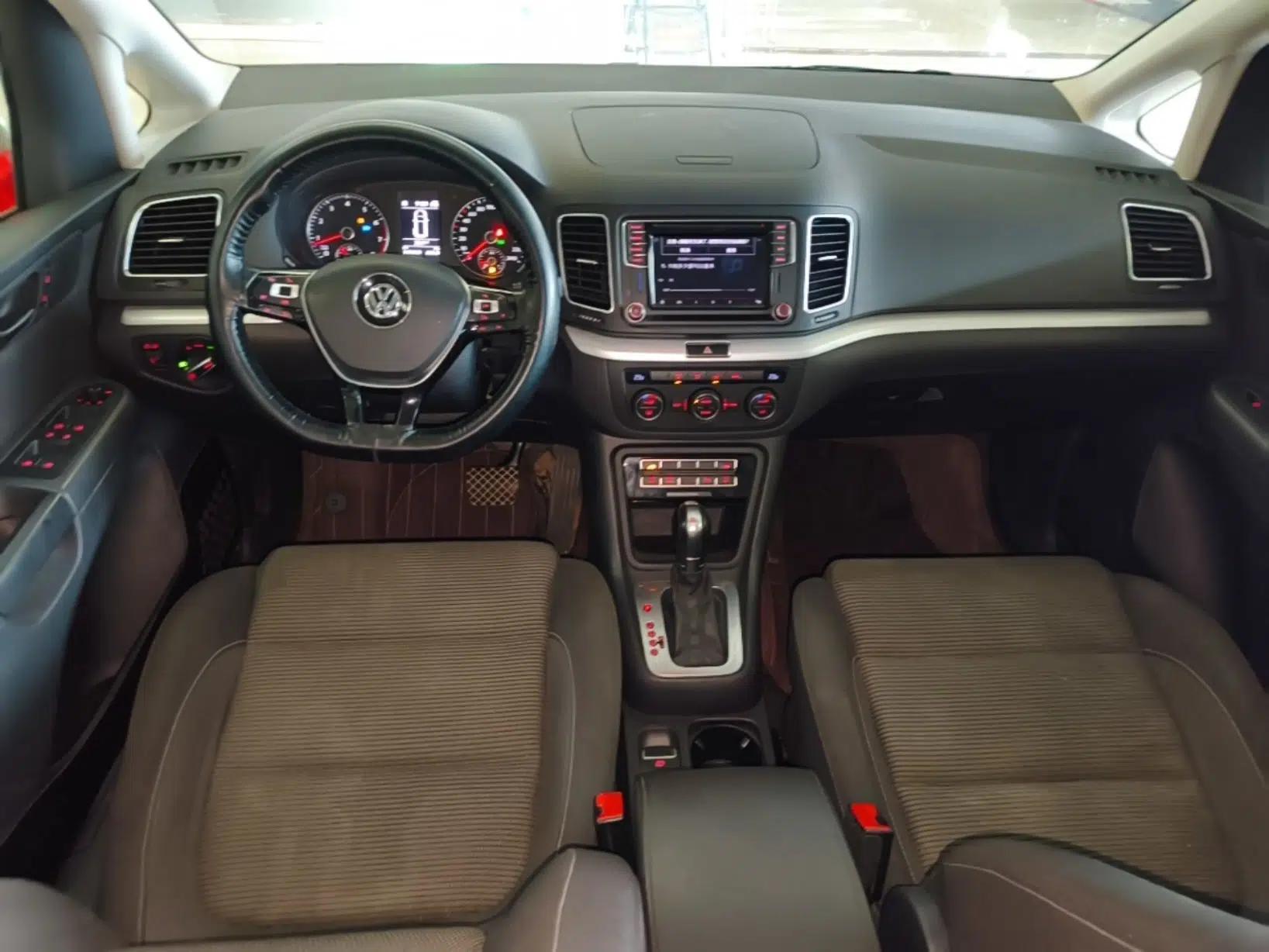 Volkswagen Sharan 2018 380TSI Comfort Edition 7-Seater — миниатюра 12