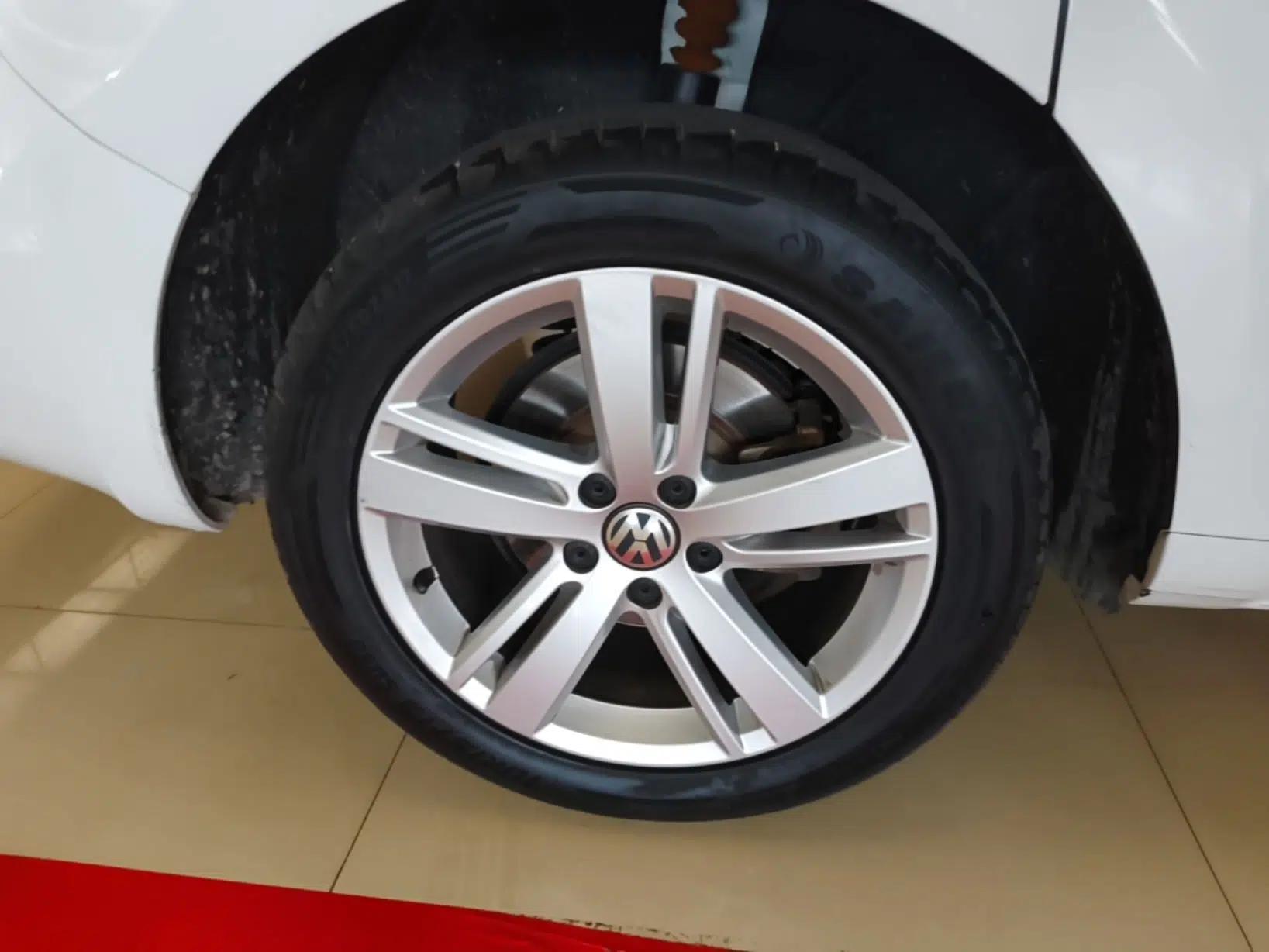 Volkswagen Sharan 2018 380TSI Comfort Edition 7-Seater — миниатюра 10