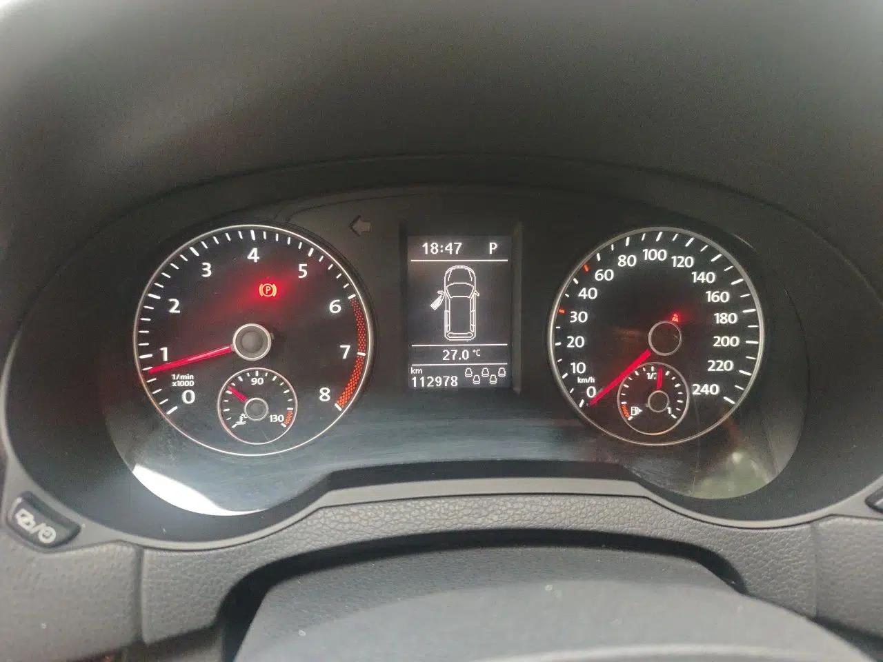 Volkswagen Sharan 2013 1.8TSI Comfort Model — миниатюра 12