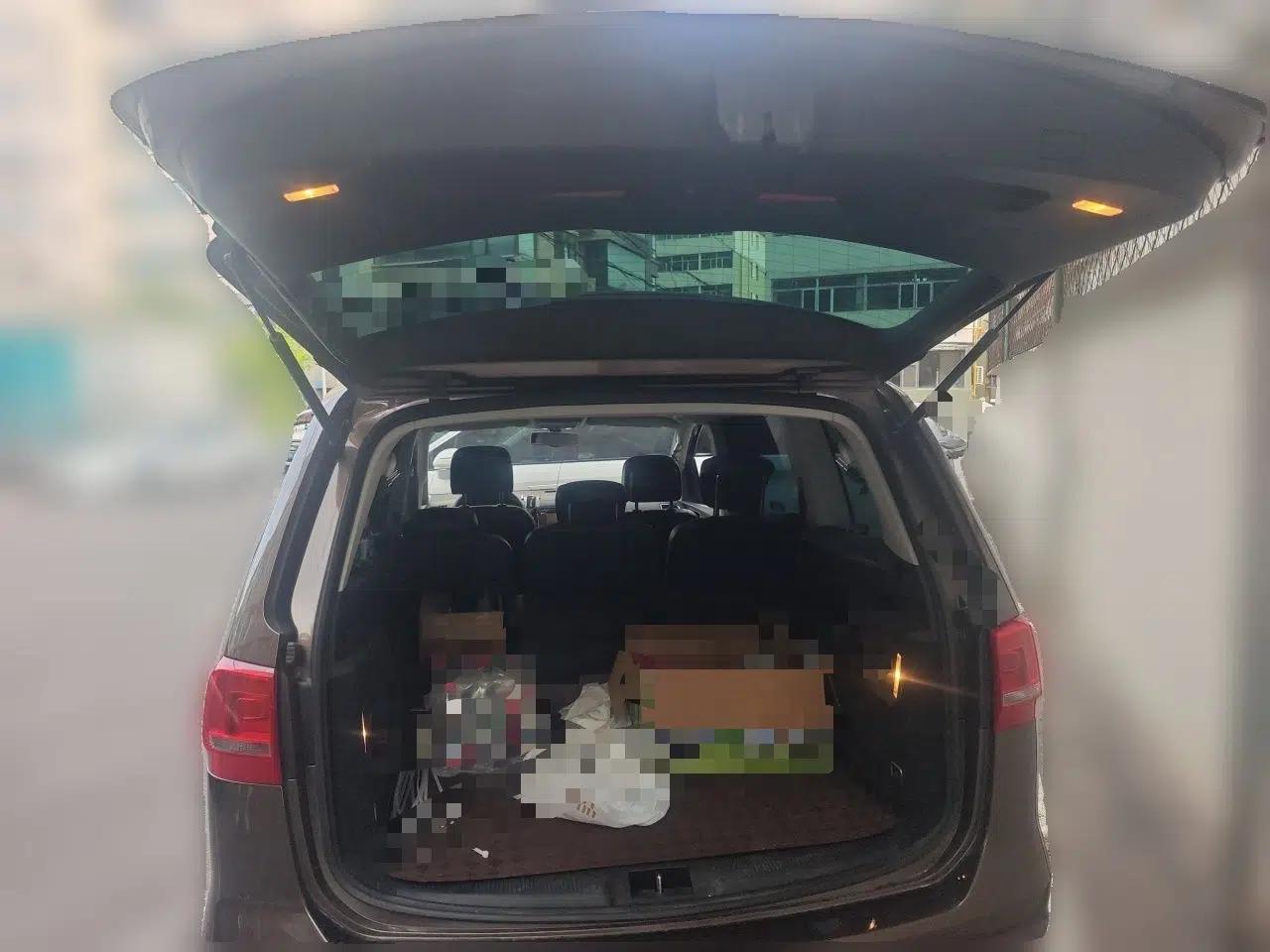Volkswagen Sharan 2013 1.8TSI Comfort Model — миниатюра 20