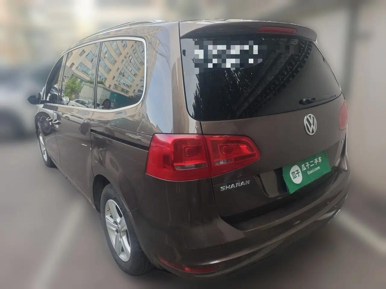 Volkswagen Sharan 2013 1.8TSI Comfort Model — миниатюра 4