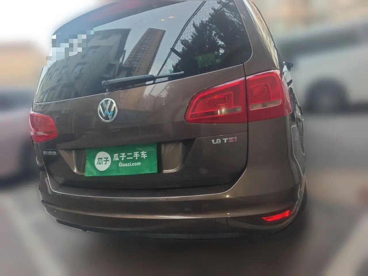 Volkswagen Sharan 2013 1.8TSI Comfort Model — миниатюра 6