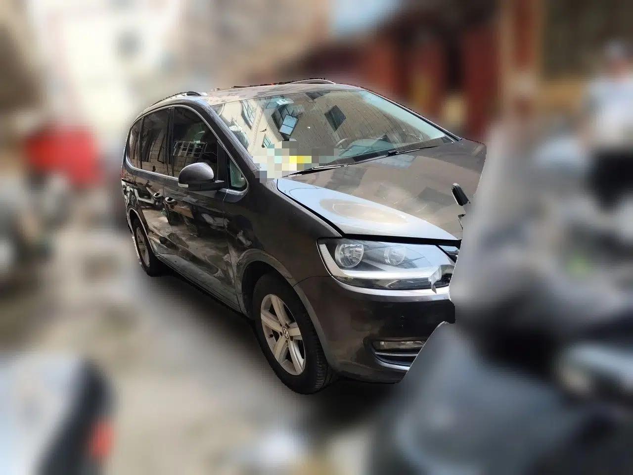 Volkswagen Sharan 2013 1.8TSI Comfort Model Euro IV — миниатюра 3