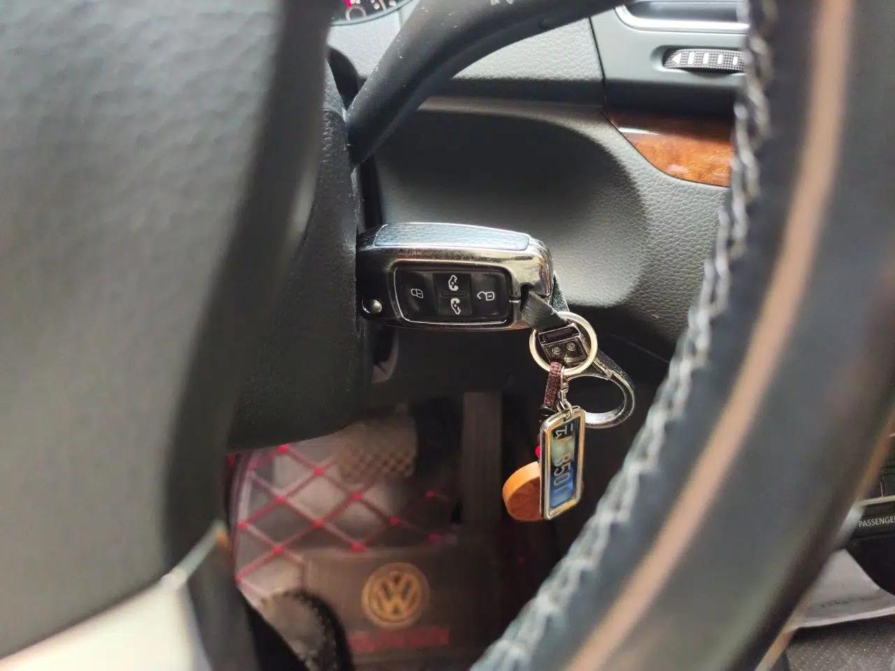 Volkswagen Sharan 2013 1.8TSI Comfort Model Euro IV — миниатюра 9