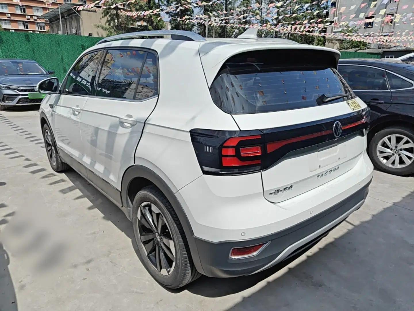 Volkswagen Tacqua 2020 1.5L Automatic Yue — миниатюра 4