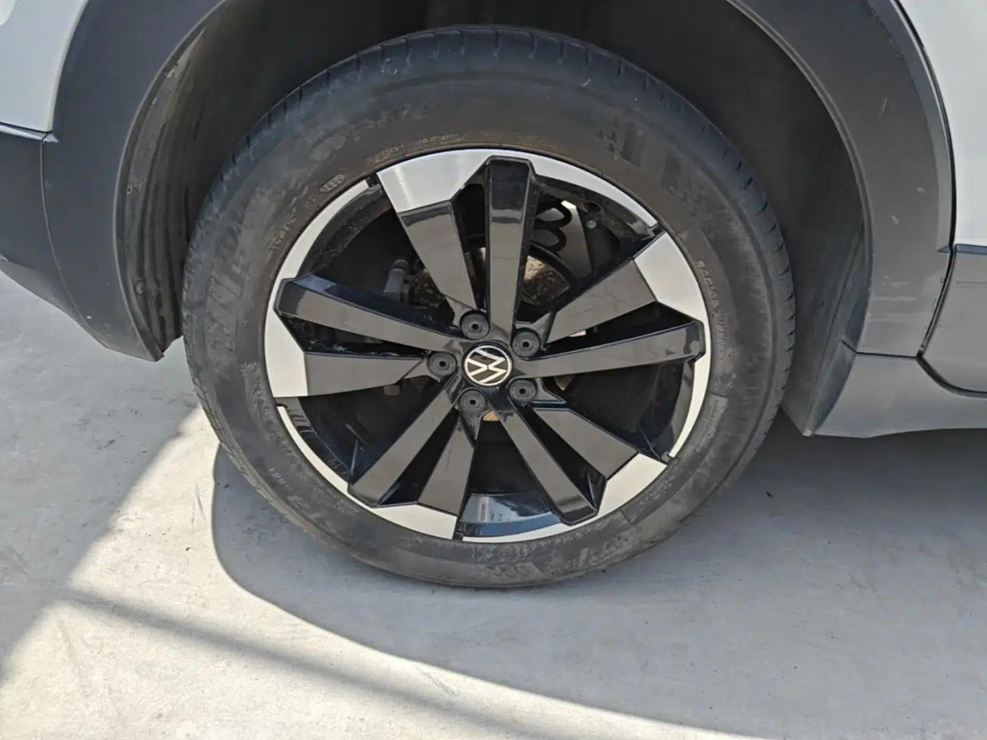 Volkswagen Tacqua 2020 1.5L Automatic Yue — миниатюра 10