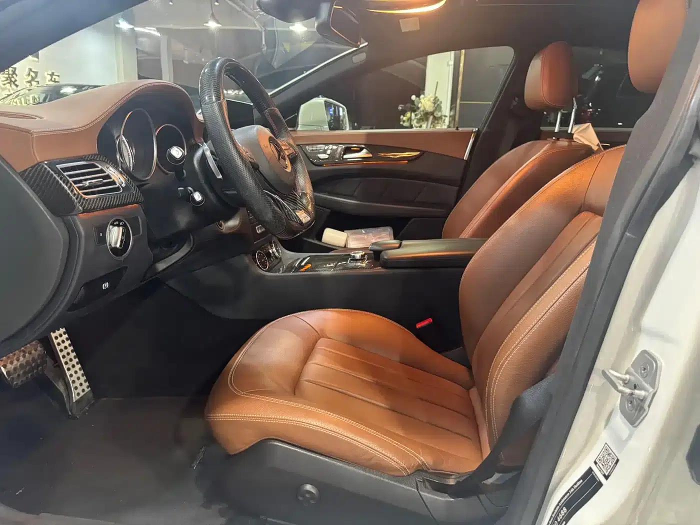 2016 Mercedes-Benz CLS 320 Colorful Edition — миниатюра 6