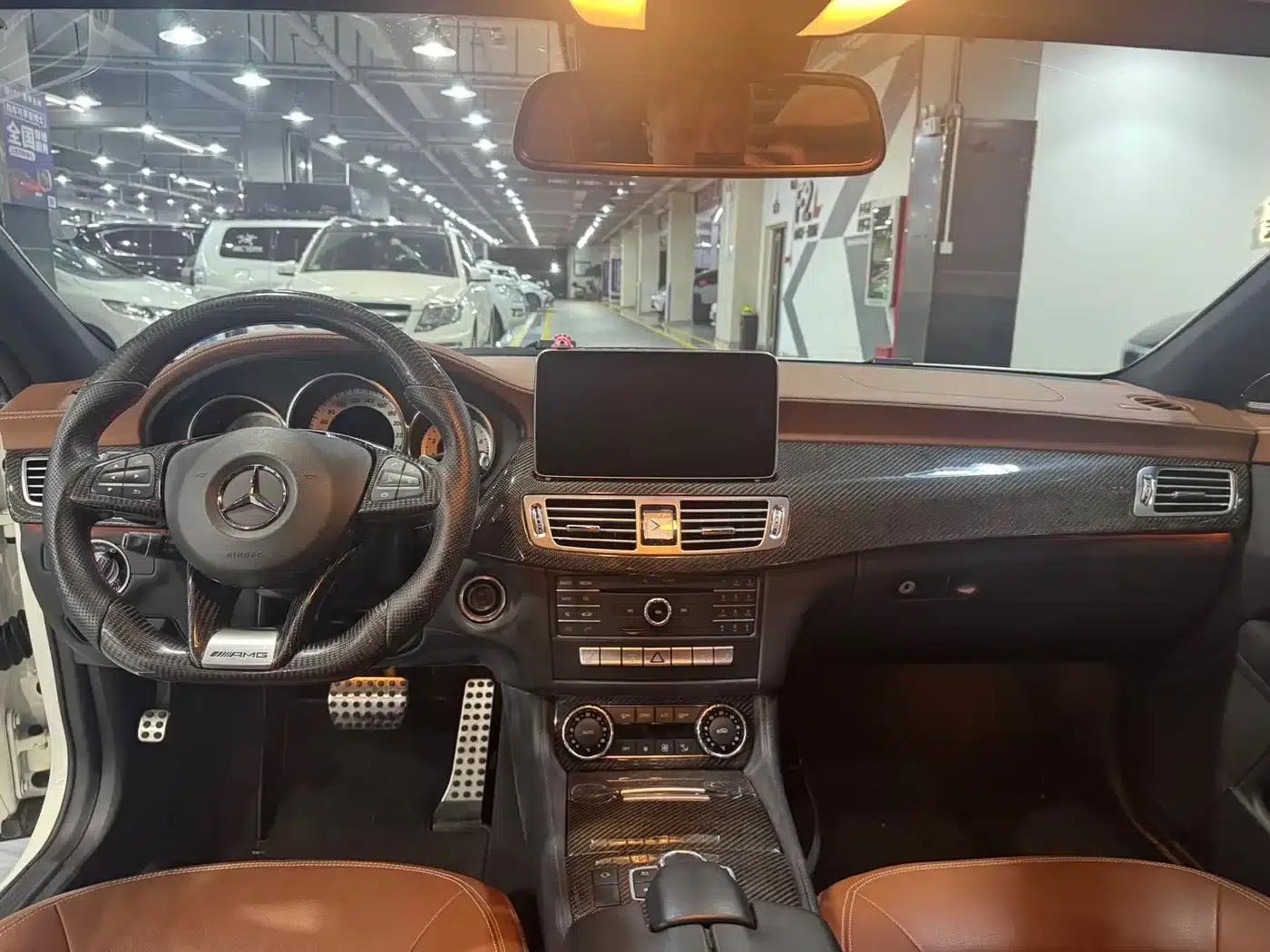 2016 Mercedes-Benz CLS 320 Colorful Edition — миниатюра 9