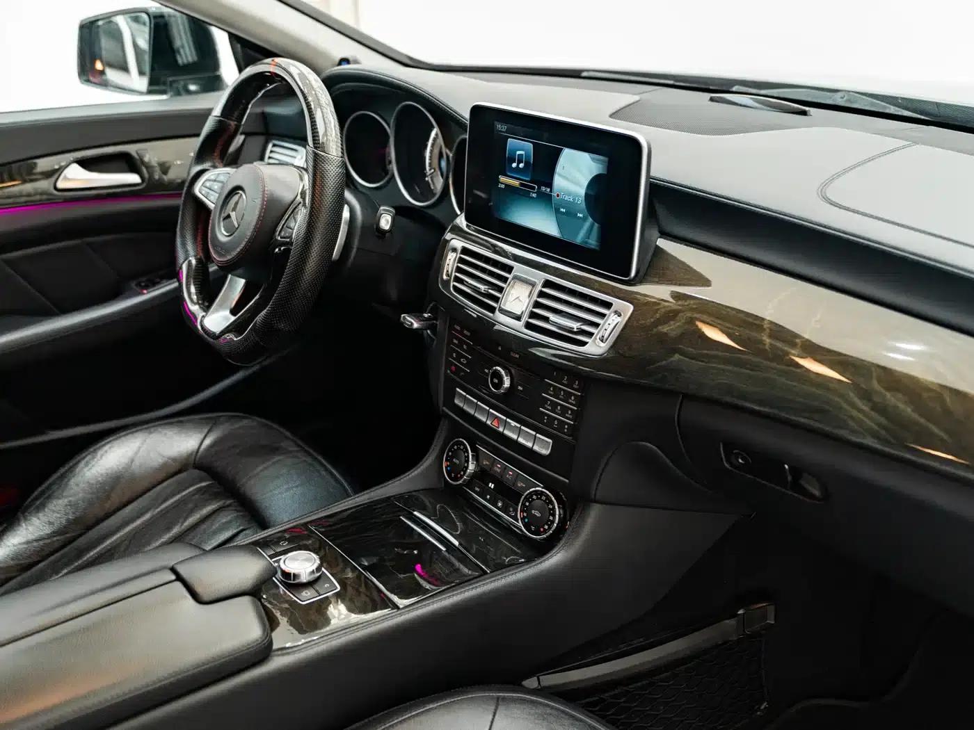 2015 Mercedes-Benz CLS 260 — миниатюра 10