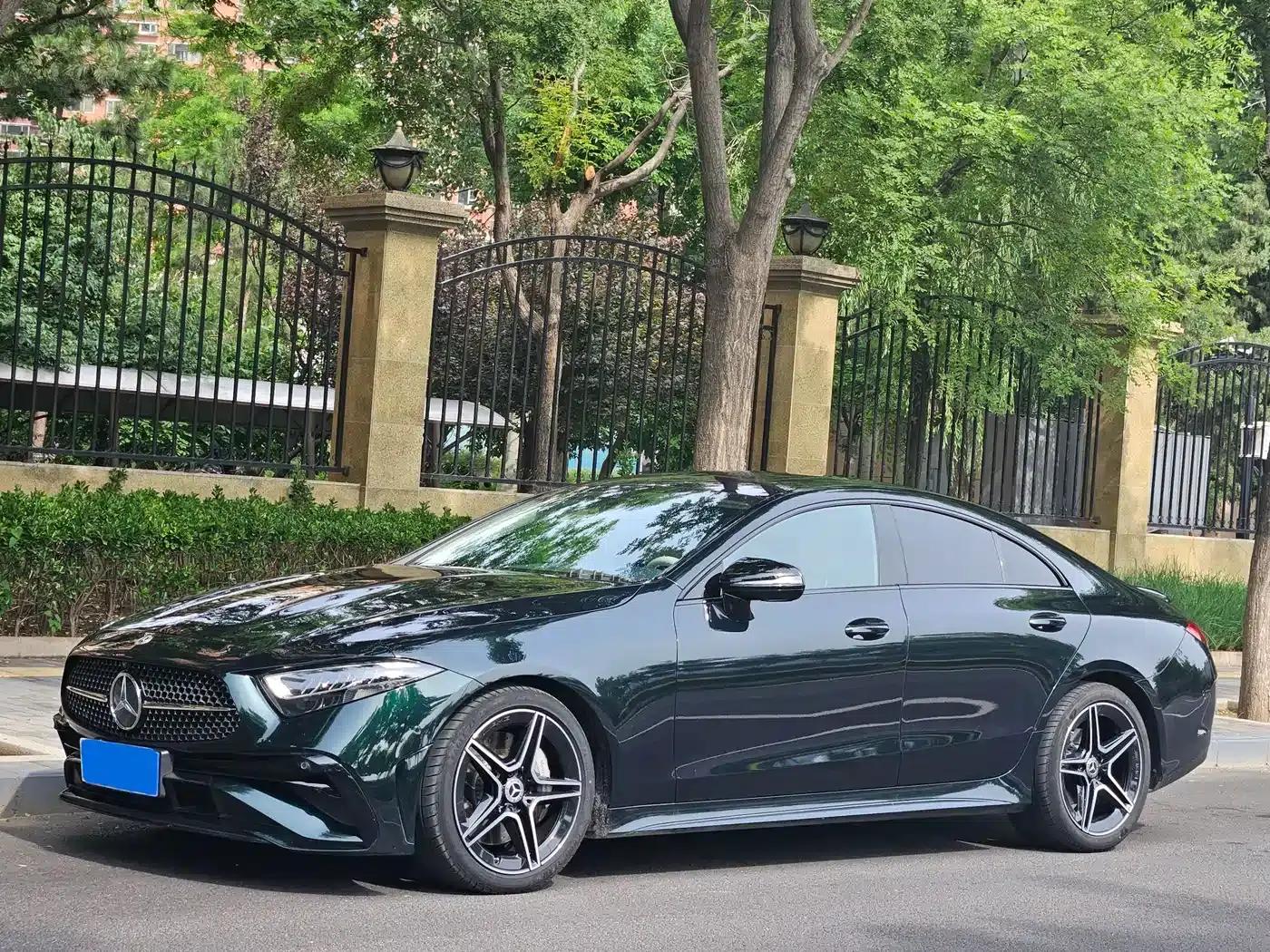 Mercedes-Benz CLS 2023 CLS 300 Dynamic — миниатюра 1