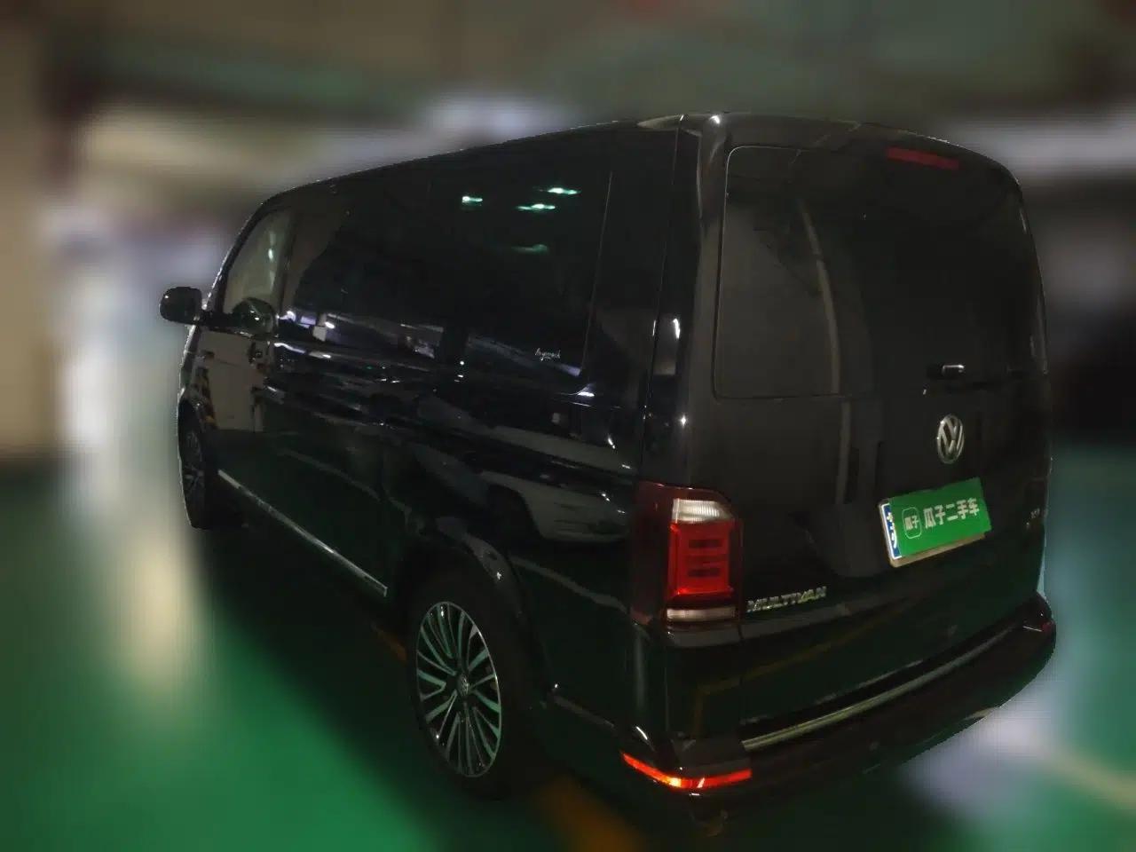 Volkswagen Multivan 2018 2.0 TSI 4x4 Prestige Edition 7-Seater — миниатюра 4