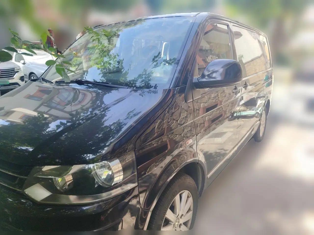 Volkswagen Multivan 2012 2.0 TSI Two-Wheel Drive Business Edition — миниатюра 1