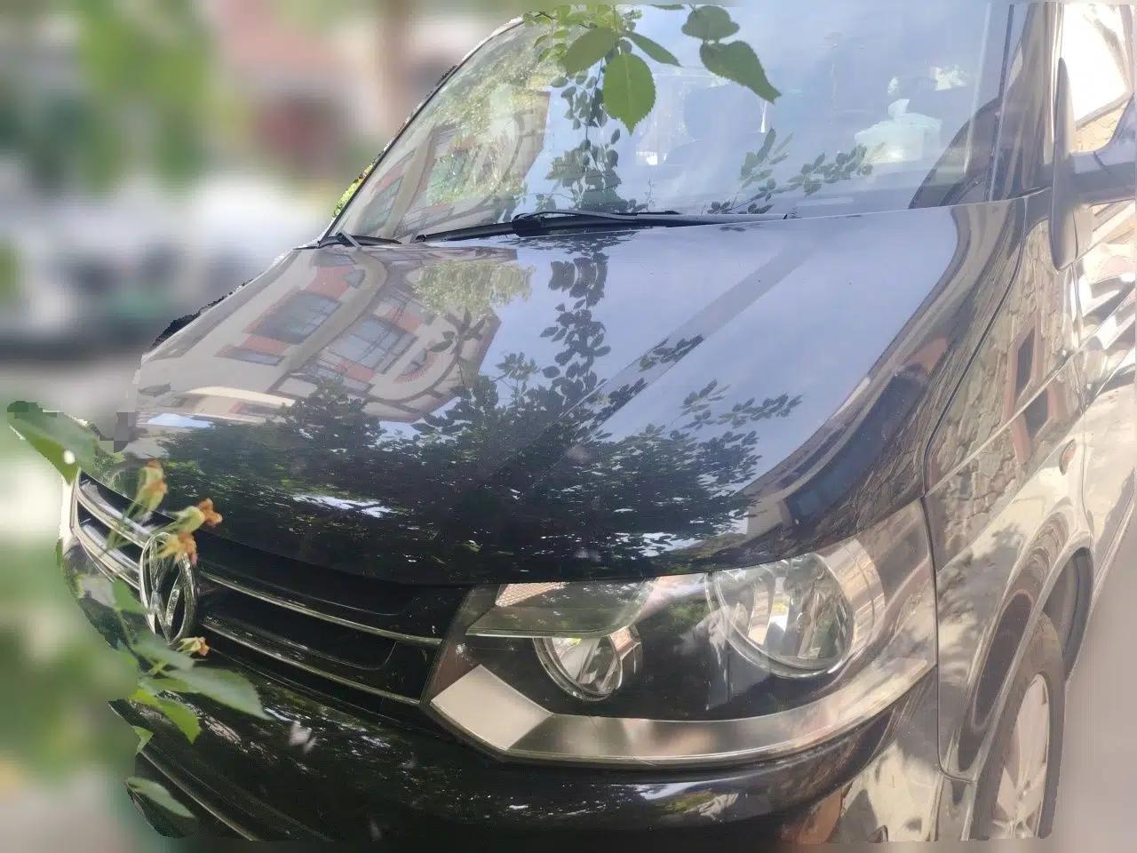 Volkswagen Multivan 2012 2.0 TSI Two-Wheel Drive Business Edition — миниатюра 2