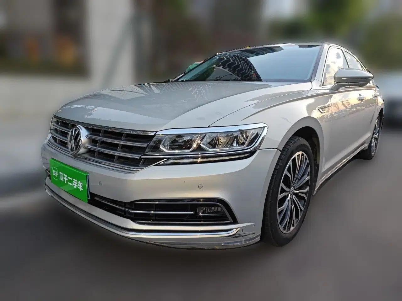 Volkswagen Phideon 2019 380TSI Two-Wheel Drive Business Edition China VI Standard — миниатюра 1