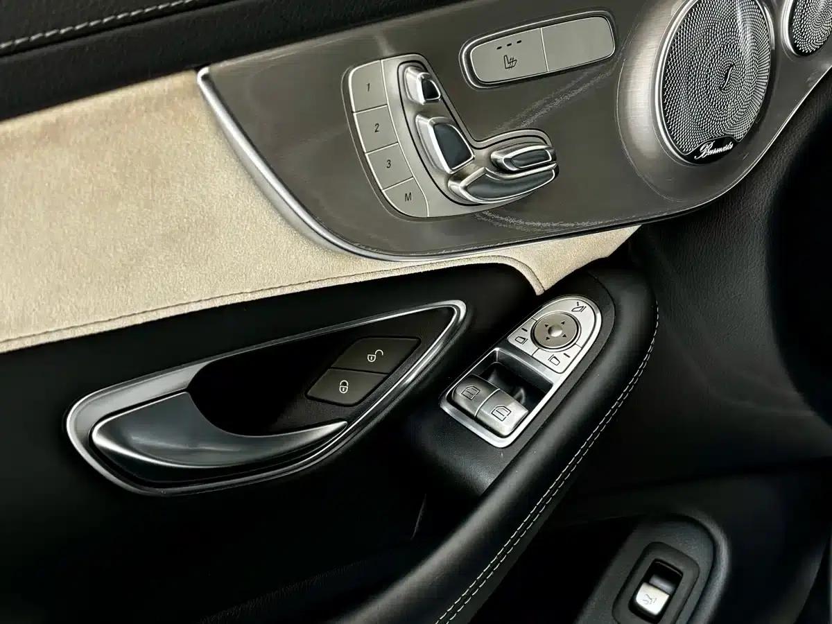 2019 Mercedes-Benz C-Class AMG C 63 S Coupe — миниатюра 10