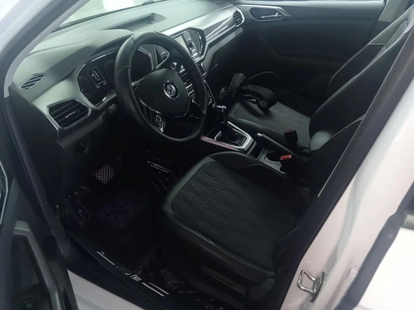 Volkswagen T-Cross 2019 280TSI DSG Comfort Edition — миниатюра 18