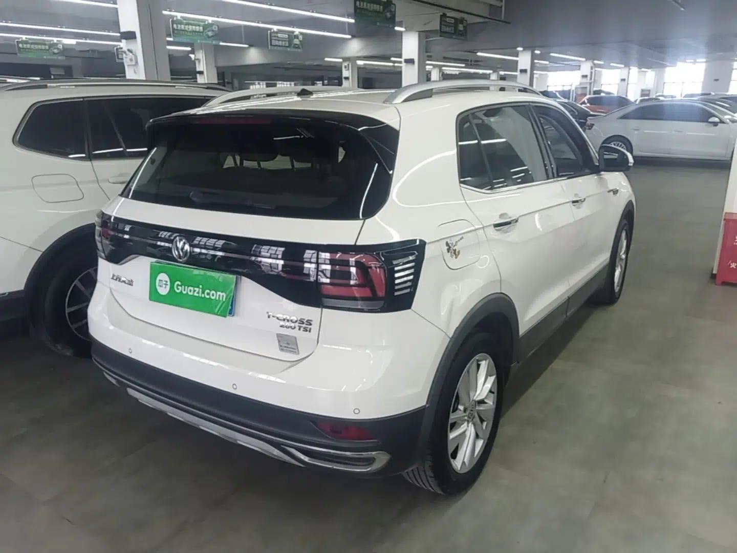 Volkswagen T-Cross 2019 280TSI DSG Comfort Edition — миниатюра 6