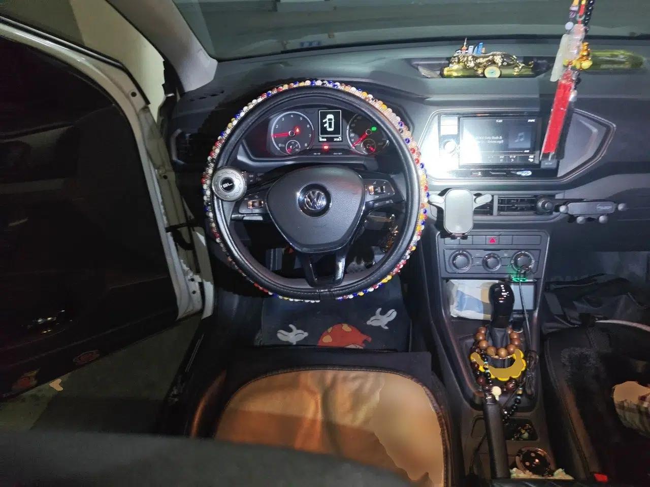 Volkswagen T-Cross 2019 1.5L Automatic Fashion Edition — миниатюра 11