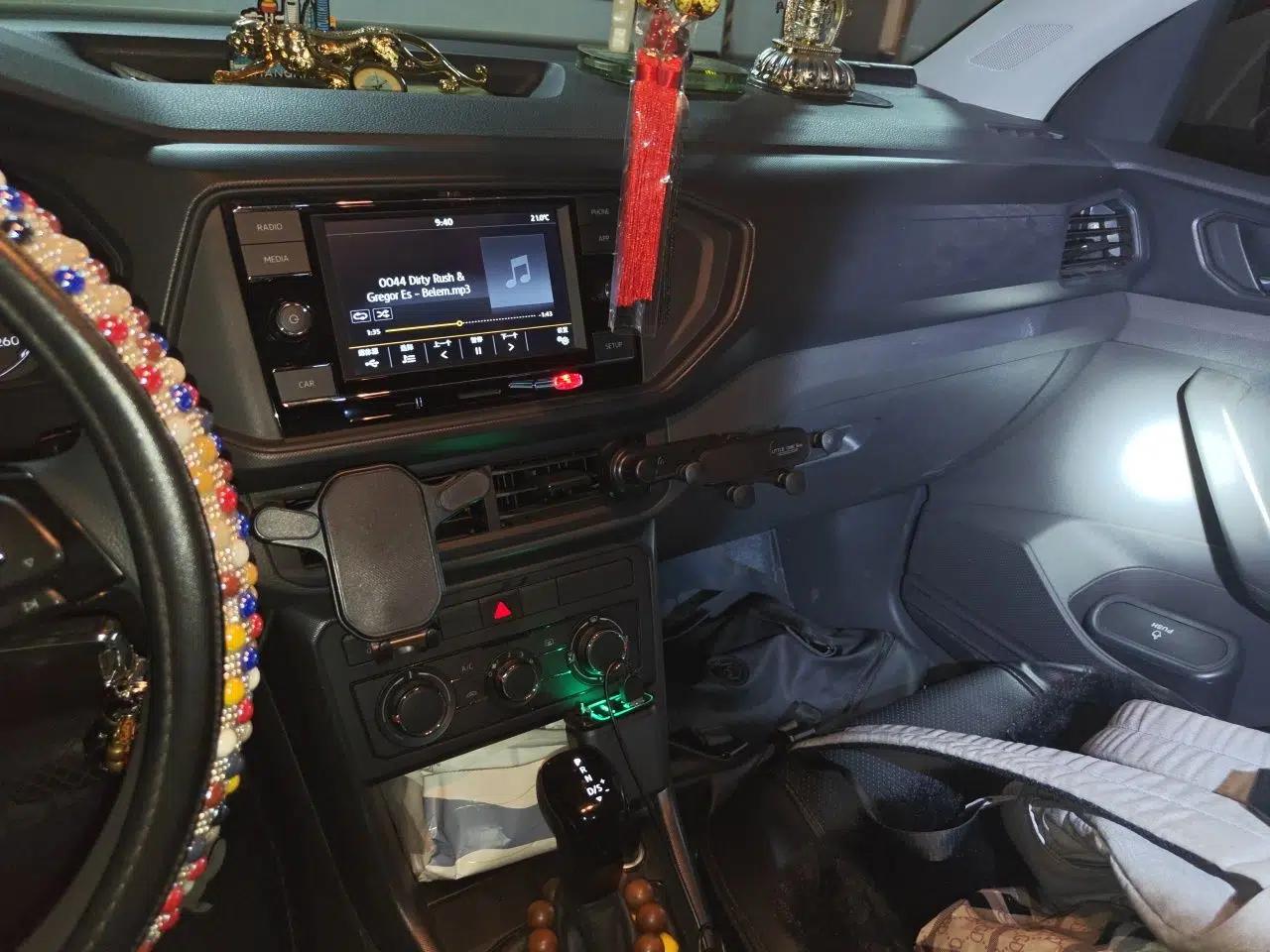 Volkswagen T-Cross 2019 1.5L Automatic Fashion Edition — миниатюра 14