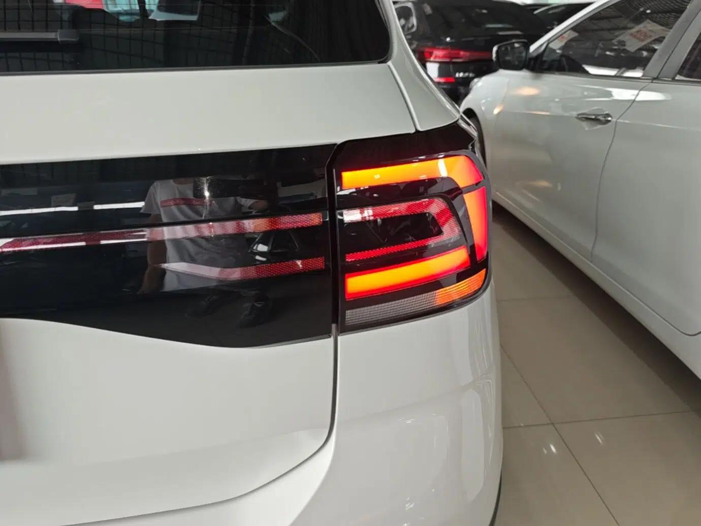 Volkswagen T-Cross 2021 1.5L Automatic Fashion Edition — миниатюра 7