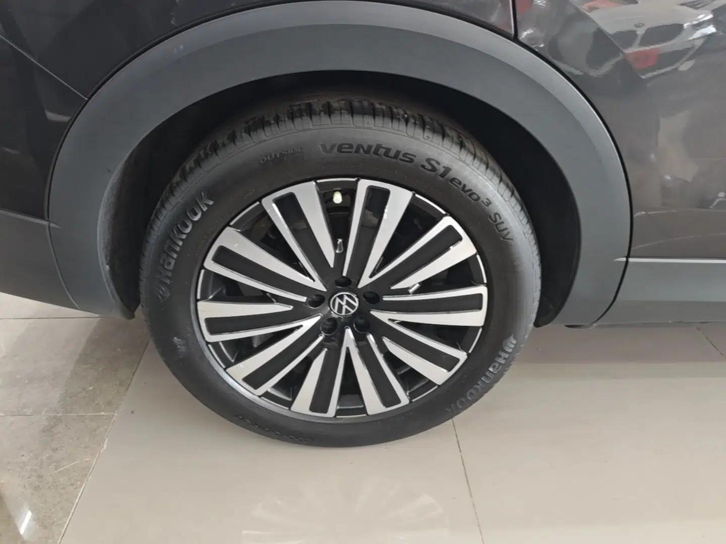 Volkswagen Tavendor 2023 330TSI Luxury Touring Edition — миниатюра 10