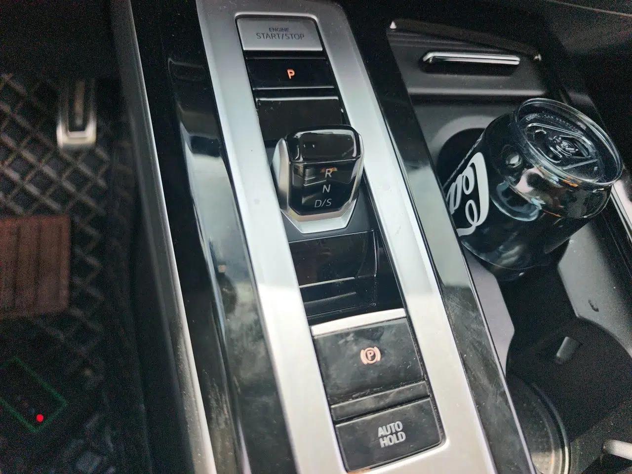 Volkswagen Tavendor 2023 380TSI Four-Wheel Drive R-Line Cruise Edition — миниатюра 15