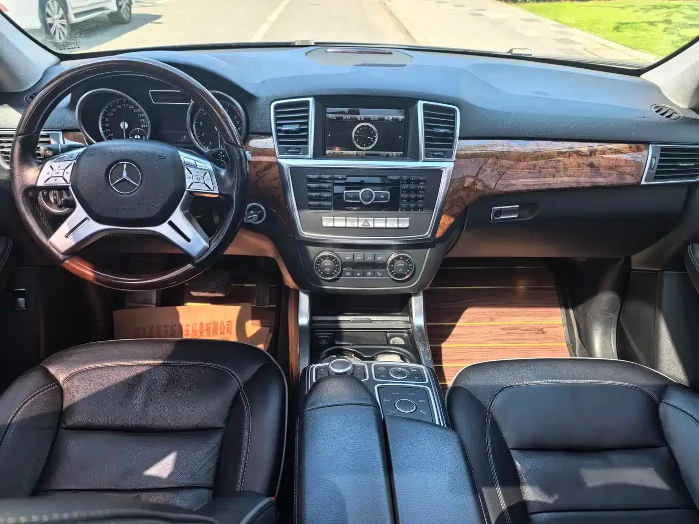 Mercedes-Benz M-Class 2012 ML 350 Luxury — миниатюра 9