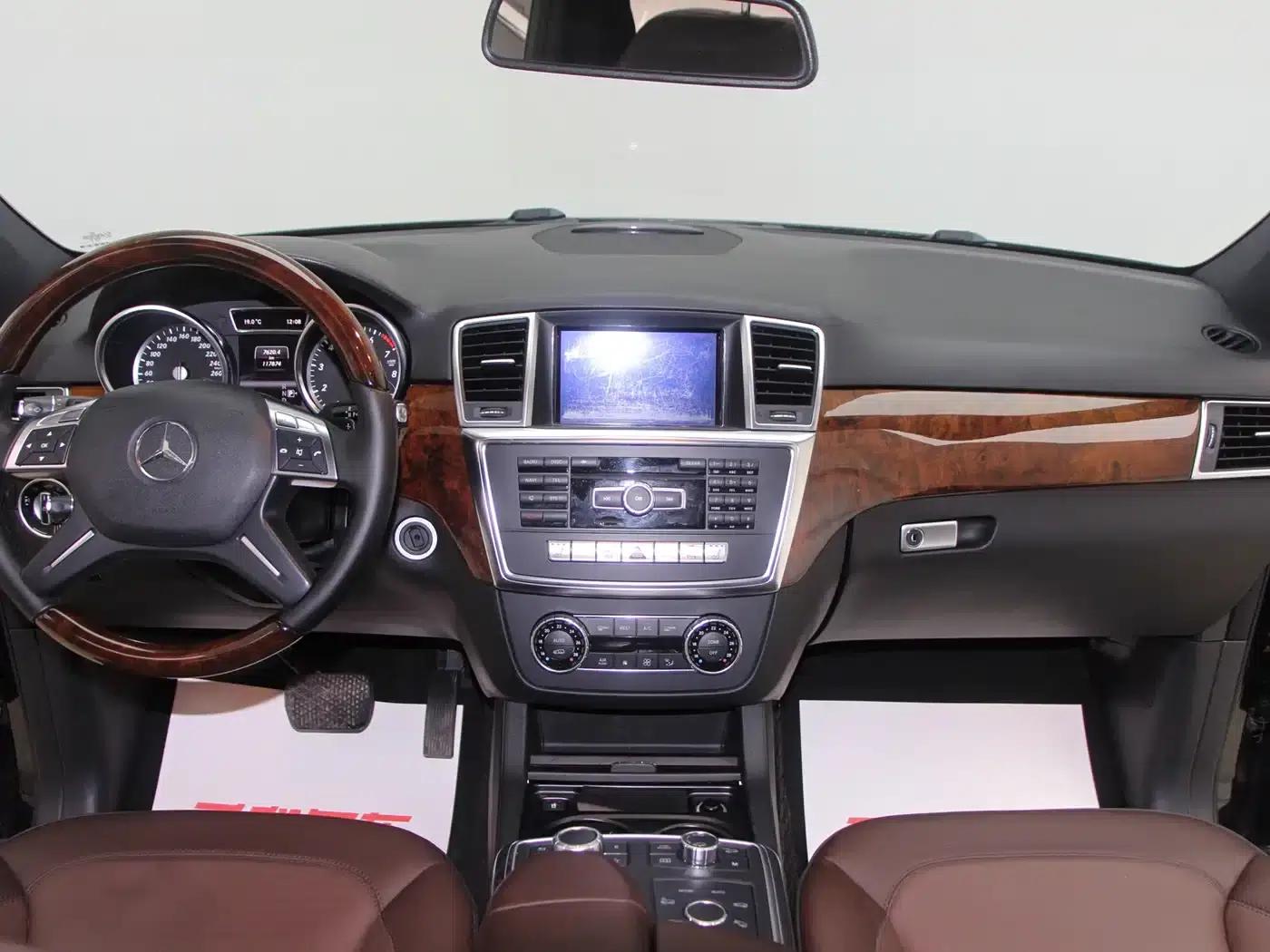 Mercedes-Benz M-Class 2012 ML 350 Luxury — миниатюра 12