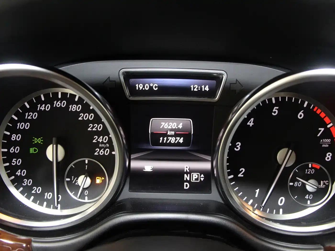 Mercedes-Benz M-Class 2012 ML 350 Luxury — миниатюра 15