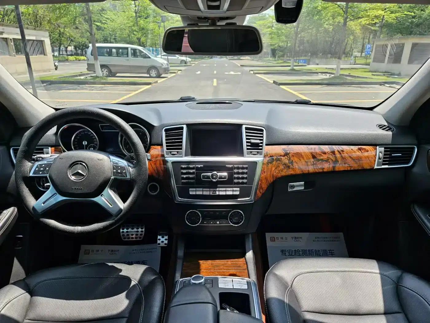 Mercedes-Benz M-Class 2014 ML 400 4MATIC Dynamic — миниатюра 5