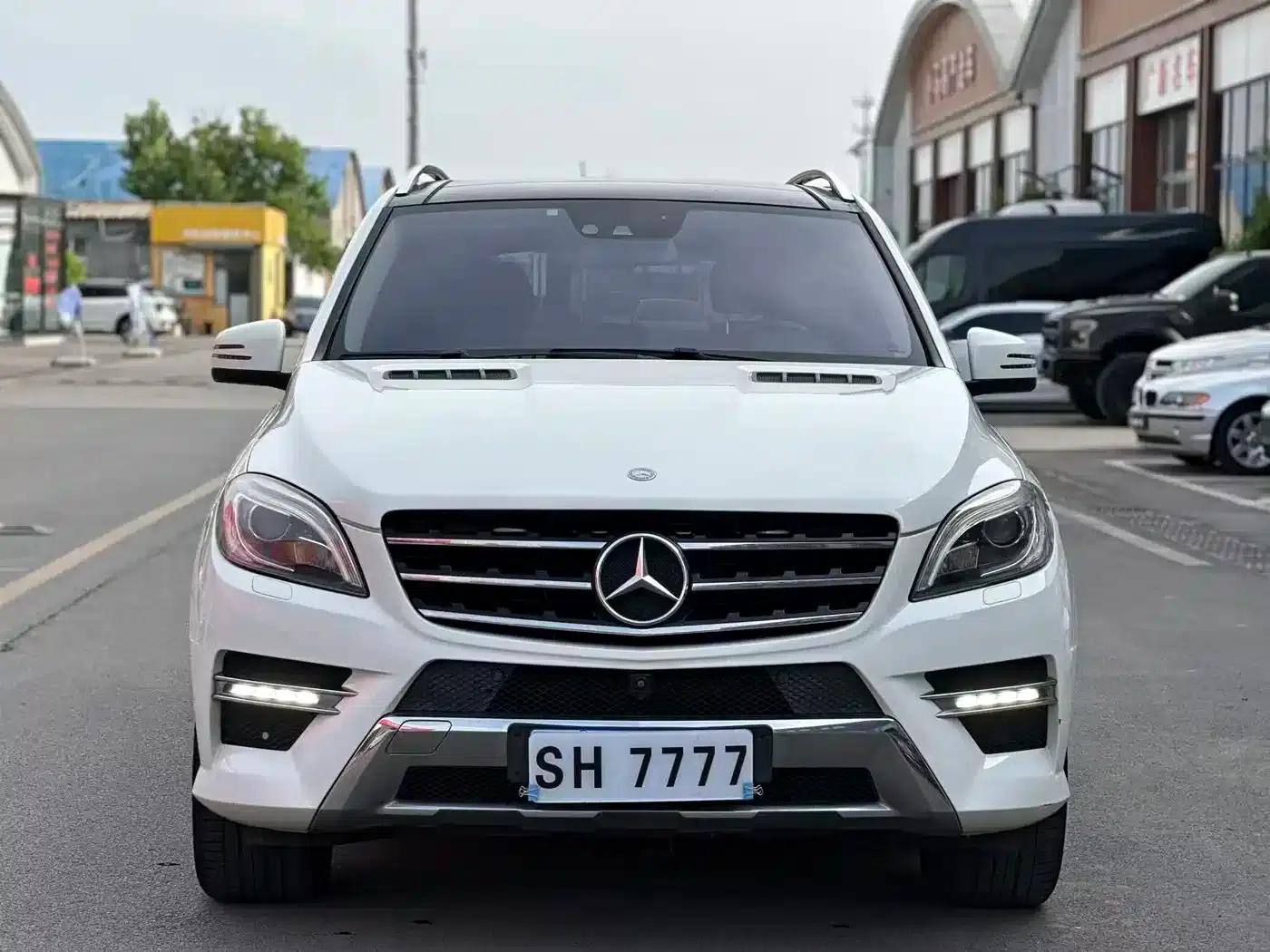 Mercedes-Benz M-Class 2012 ML 350 Luxury — миниатюра 2