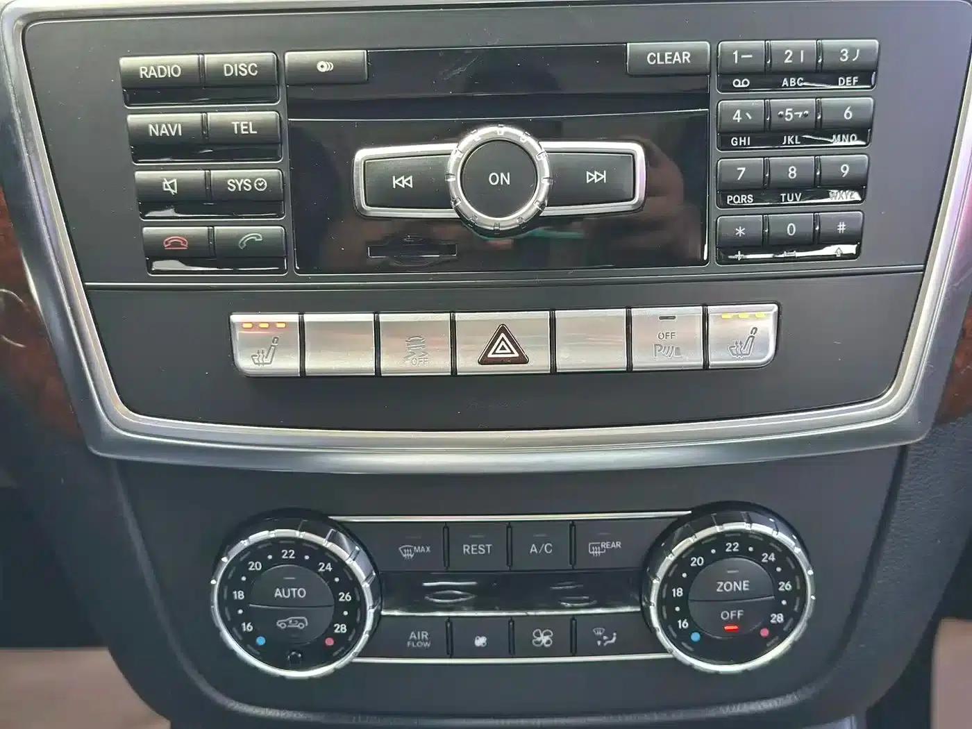 Mercedes-Benz M-Class 2012 ML 350 Luxury — миниатюра 16