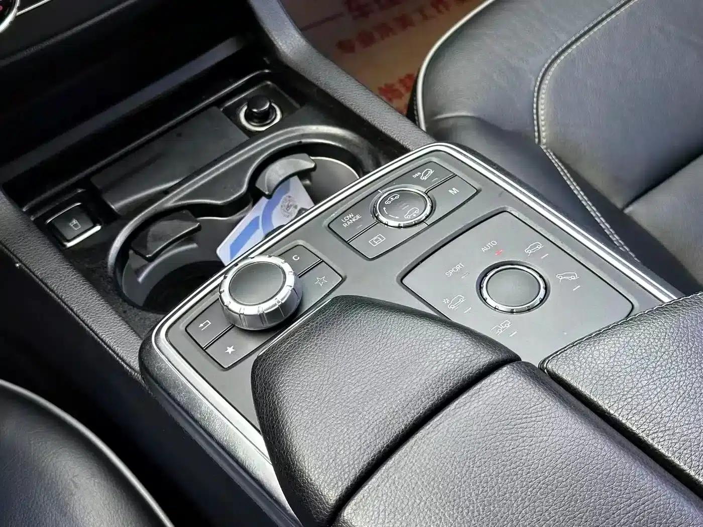 Mercedes-Benz M-Class 2012 ML 350 Luxury — миниатюра 17