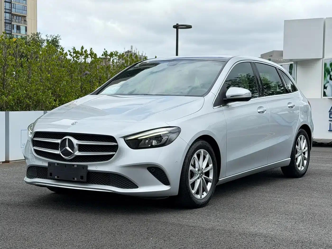 Mercedes-Benz B-Class 2020 B 200 Fashion Edition — миниатюра 1