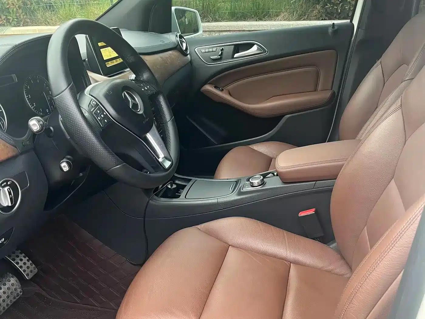 2012 Mercedes-Benz B-Class B 200 — миниатюра 7