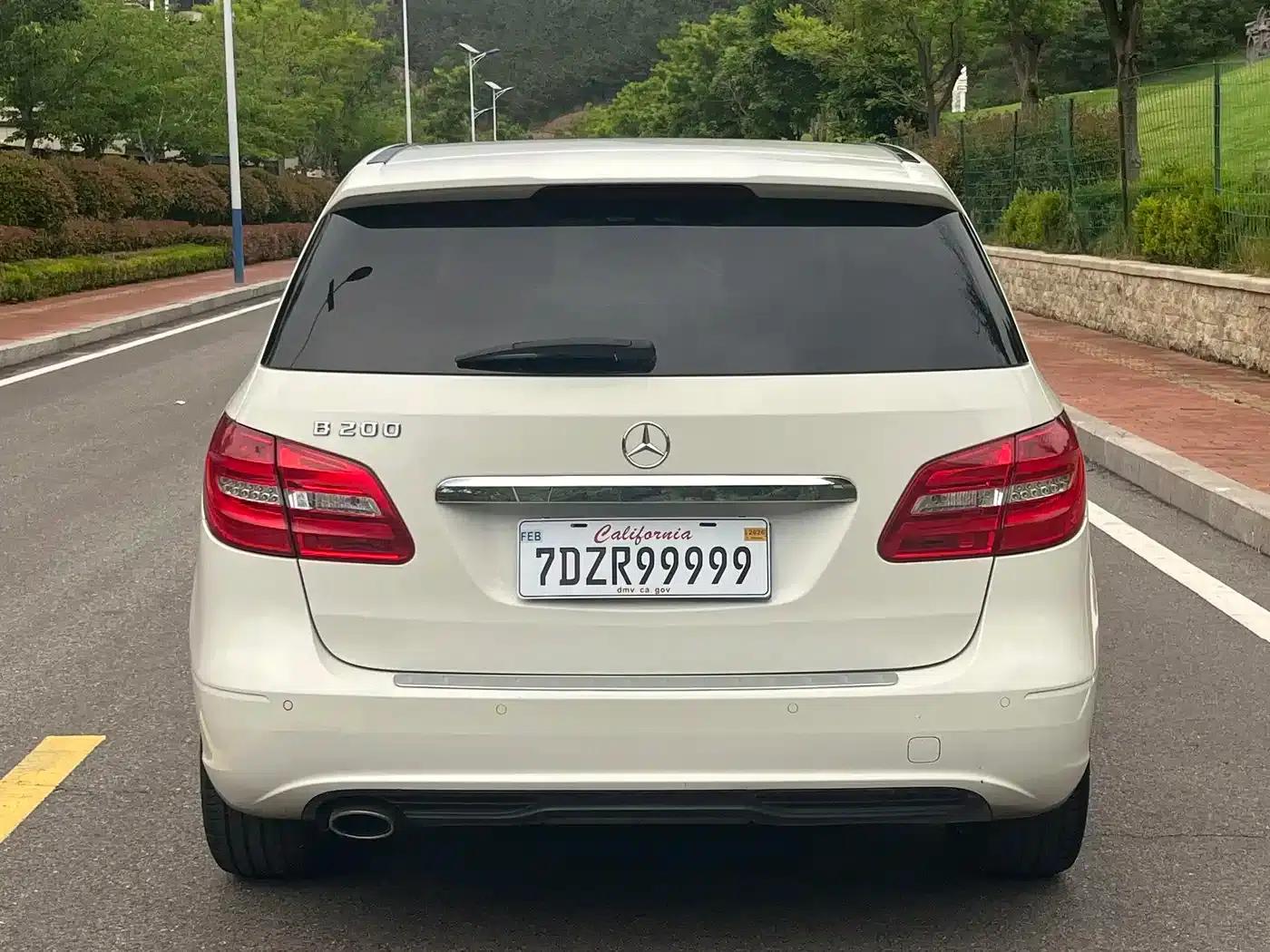 2012 Mercedes-Benz B-Class B 200 — миниатюра 10