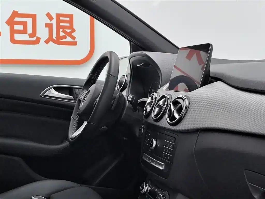 Mercedes-Benz B-Class 2019 B 200 Fashion Edition — миниатюра 22