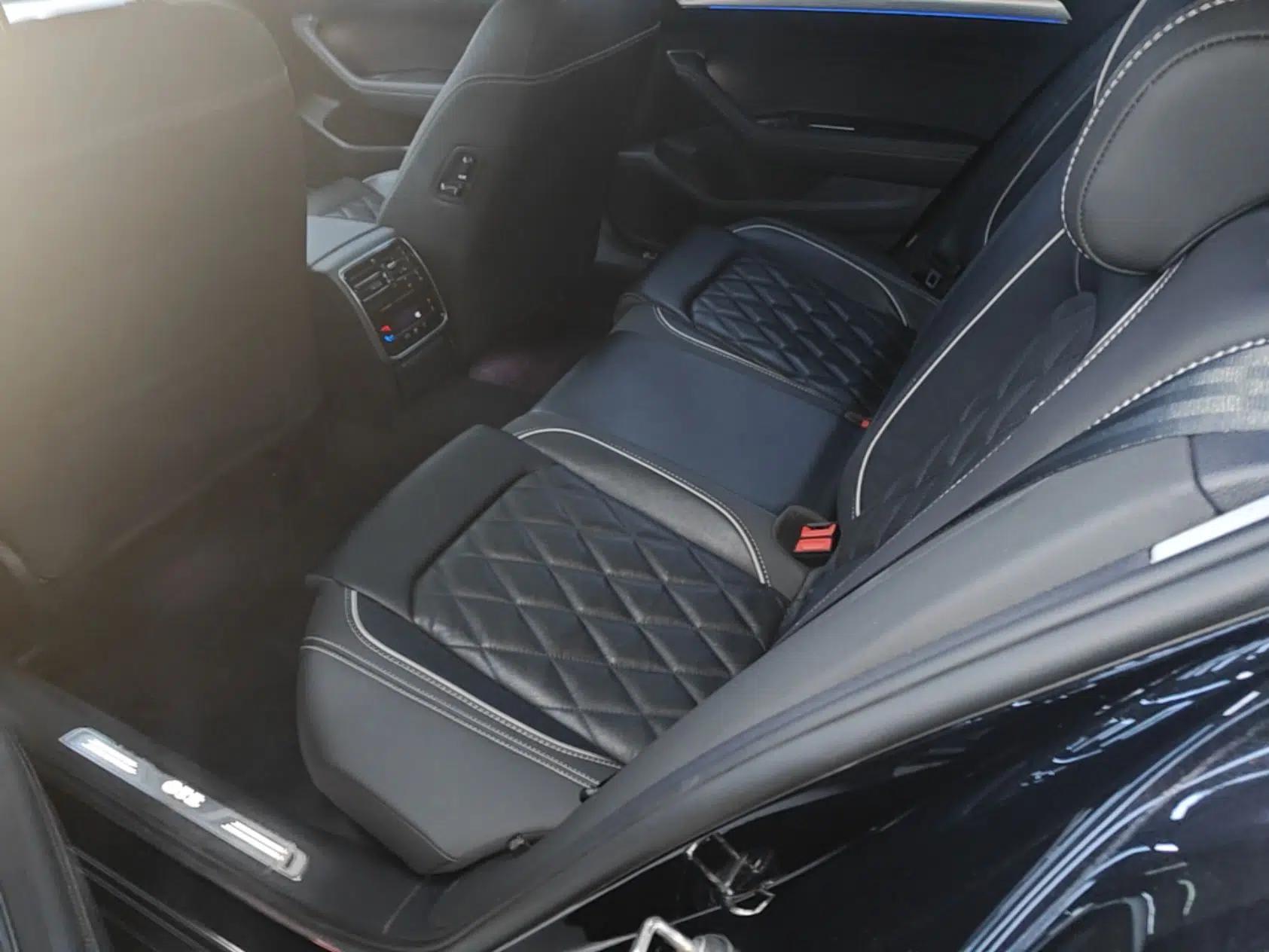 Volkswagen Magotan GTE Plug-in Hybrid 2022 GTE Luxury Model — миниатюра 20
