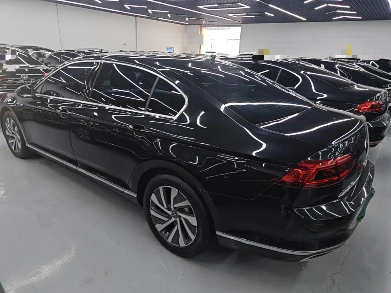 Volkswagen Magotan GTE Plug-in Hybrid 2022 GTE Luxury Model — миниатюра 4