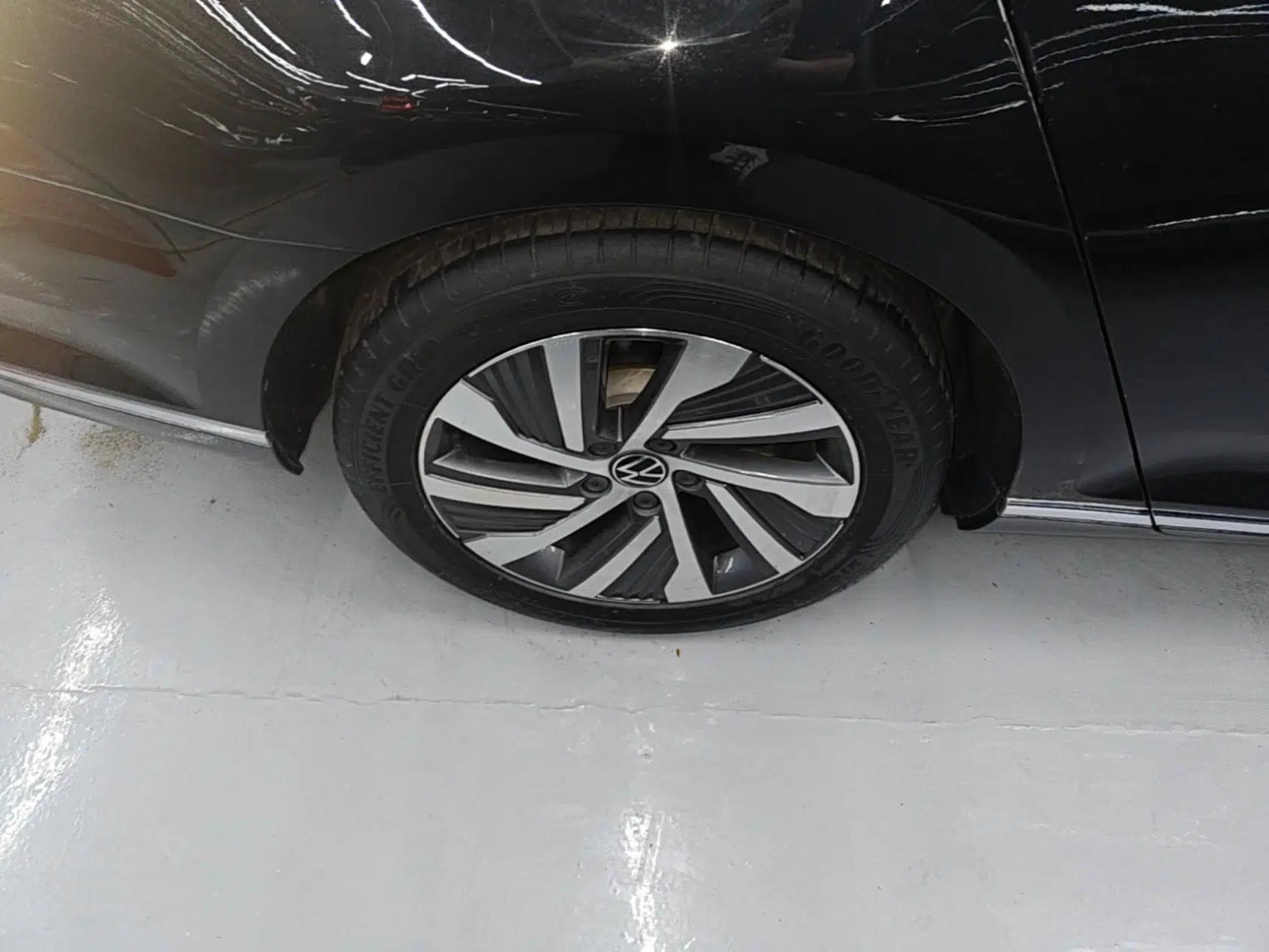 Volkswagen Magotan GTE Plug-in Hybrid 2022 GTE Luxury Model — миниатюра 10
