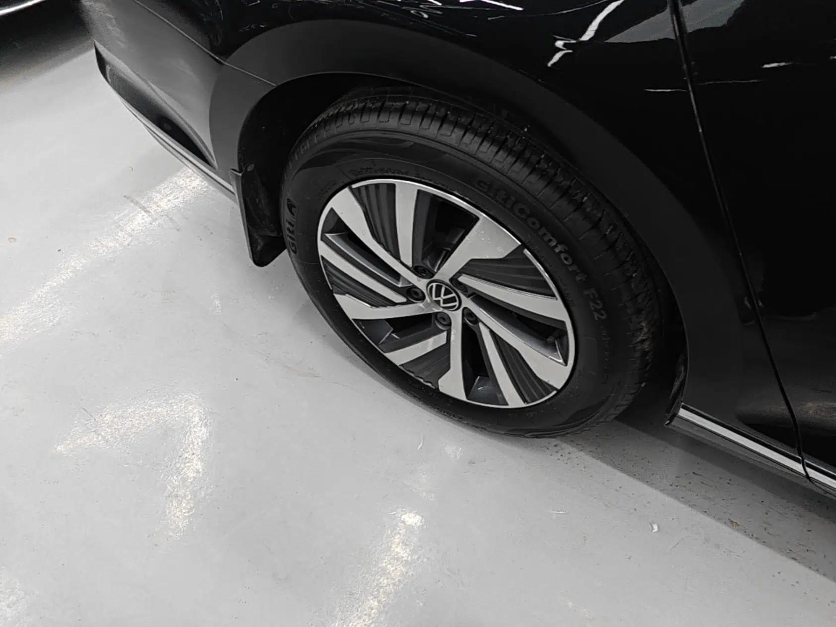 Volkswagen Magotan GTE Plug-in Hybrid 2022 GTE Luxury Model — миниатюра 10