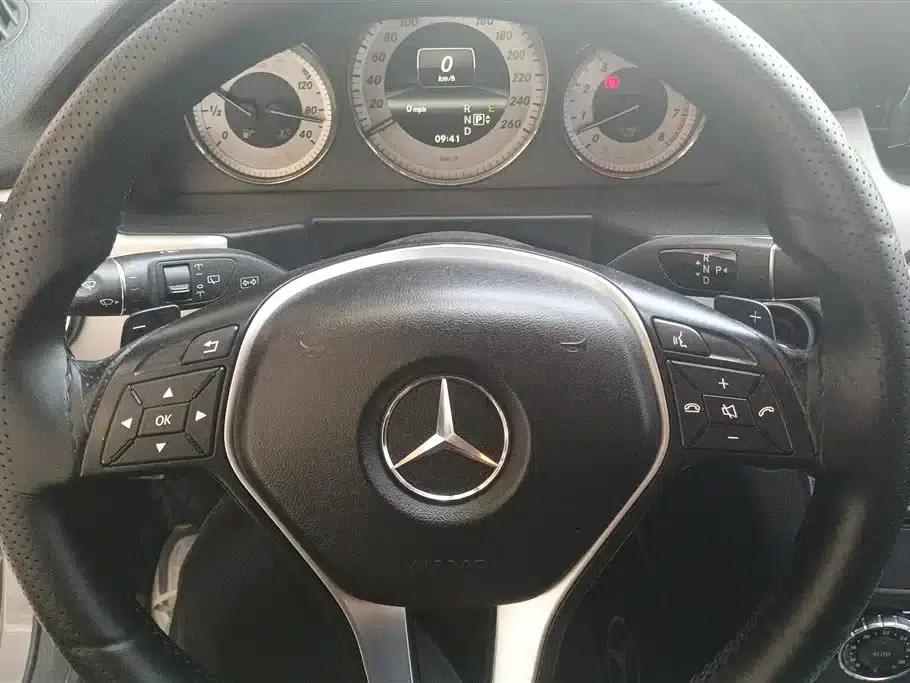2013 Mercedes-Benz GLK-Class GLK 300 4MATIC Dynamic — миниатюра 15