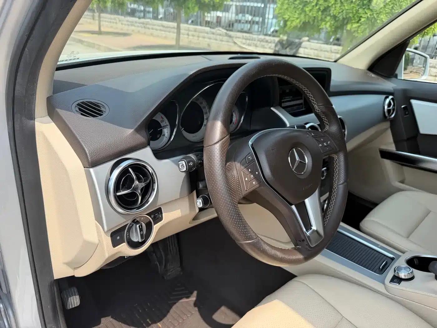 2013 Mercedes-Benz GLK-Class GLK 300 4MATIC Dynamic — миниатюра 10