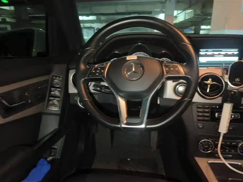 Mercedes-Benz GLK-Class 2015 GLK 300 4MATIC Fashion Ultimate Edition — миниатюра 3