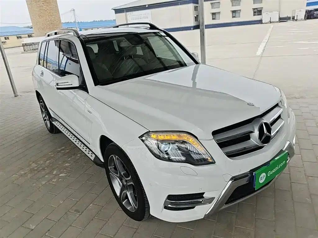 Mercedes-Benz GLK-Class 2015 GLK 300 4MATIC Fashion Ultimate Edition — миниатюра 4