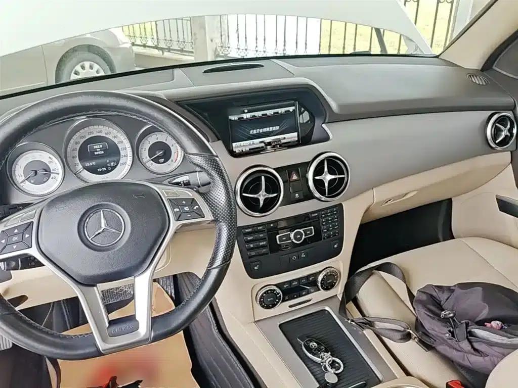 Mercedes-Benz GLK-Class 2015 GLK 300 4MATIC Fashion Ultimate Edition — миниатюра 10