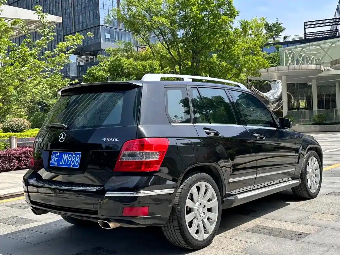 Imported 2011 Mercedes-Benz GLK-Class GLK 300 4MATIC Luxury — миниатюра 4