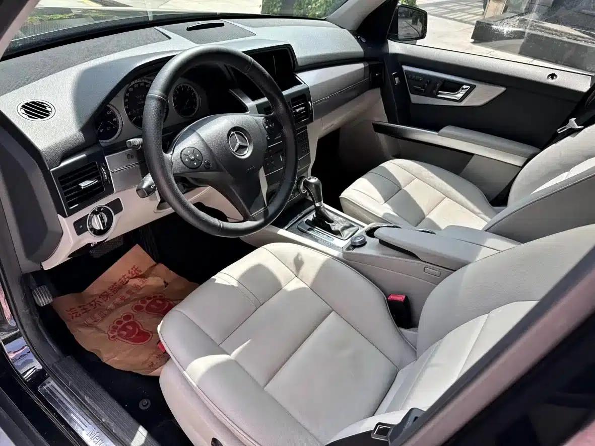 Imported 2011 Mercedes-Benz GLK-Class GLK 300 4MATIC Luxury — миниатюра 7